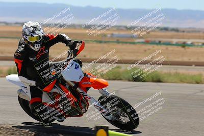 media/Sep-24-2022-TrackXperience (Sat) [[08127a19bf]]/Intermediate Group/session 3 turn 11/